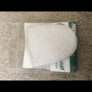 Feet wrap for Magellan’s great for airport